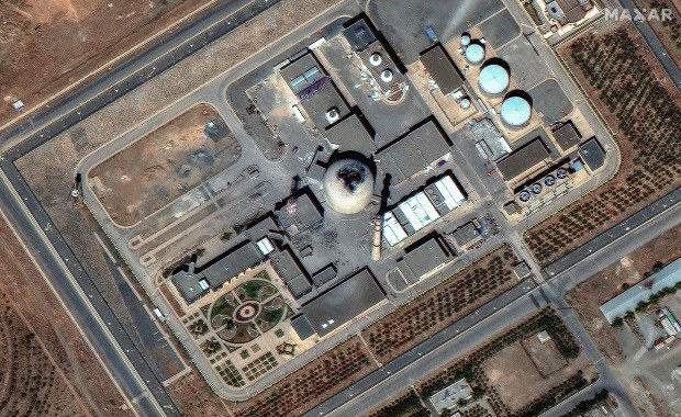 ​Ośrodki nuklearne w Iranie zbombardowane. Tam robiono "żółte ciasto"