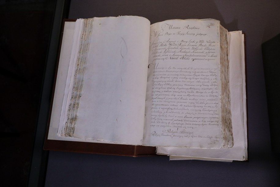 OSTATNI PAPIEROWY EGZEMPLARZ KONSTYTUCJI 3 MAJA /Albert Zawada /PAP