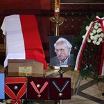 Ostatnie pożegnanie Franciszka Pieczki. Aktor spoczął na cmentarzu w Aleksandrowie