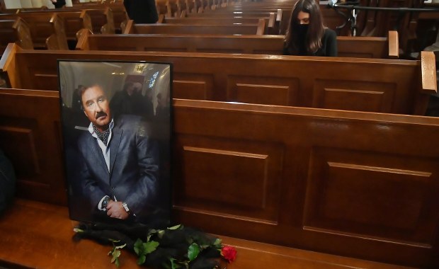 Ostatnie pożegnanie Krzysztofa Krawczyka. „Wyruszył parostatkiem w piękny rejs. Najpiękniejszy”