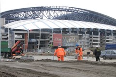 Ostatnie prace przed oddaniem stadionu na Euro 2012