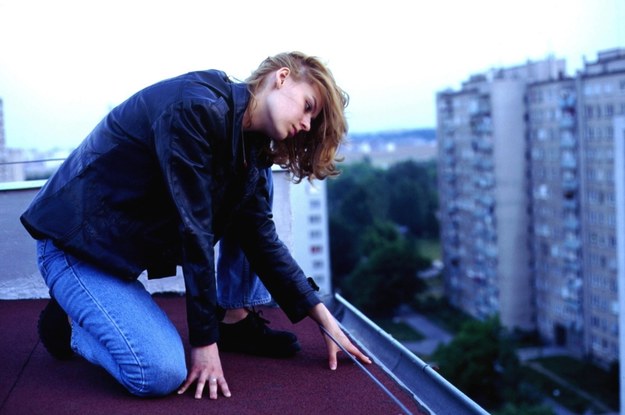 Ostatnim zadaniem, jakie ma wykonać uczestnik, jest samobójczy skok z wysokiego budynku. /Maciej Czajkowski /PAP