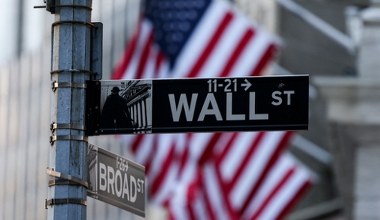 Ostrożna hossa na Wall Street. S&P500 osiągnęło 7 tysięcy punktów, a potem wycofało się