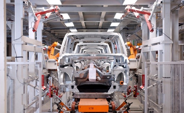 Ostry spadek w polskiej gospodarce. Minister mówi o "chwilowej zadyszce"