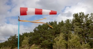 Ostrzeżenia IMGW dla 10 województw. Sprawdź, gdzie będzie najgorzej