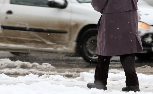 Ostrzeżenie IMGW: W Łódzkiem intensywne opady śniegu