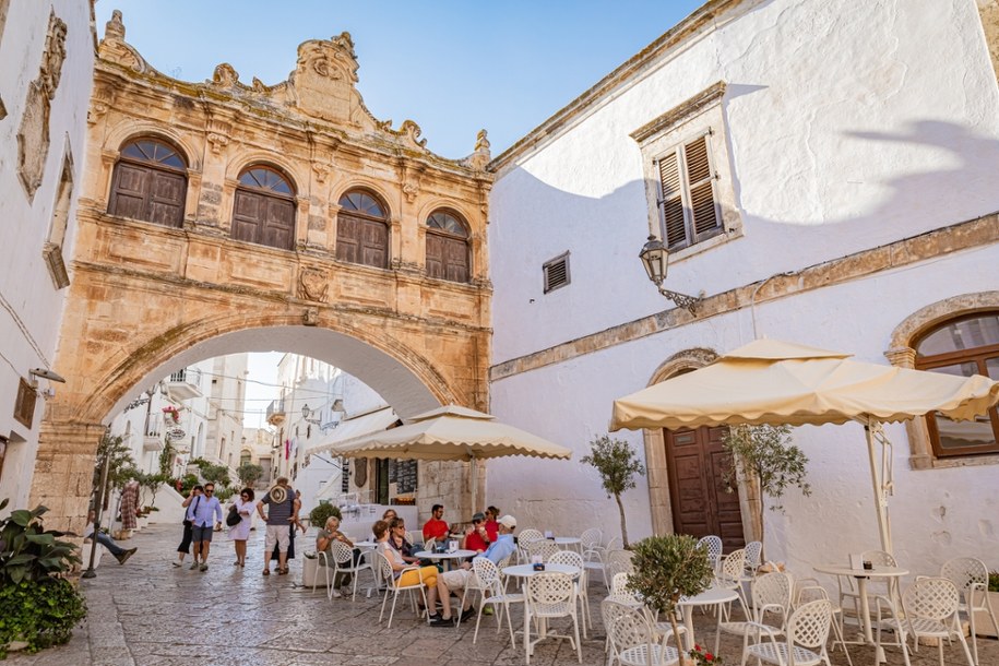 Ostuni – magiczne miasto, które pokochasz tej jesieni /Shutterstock