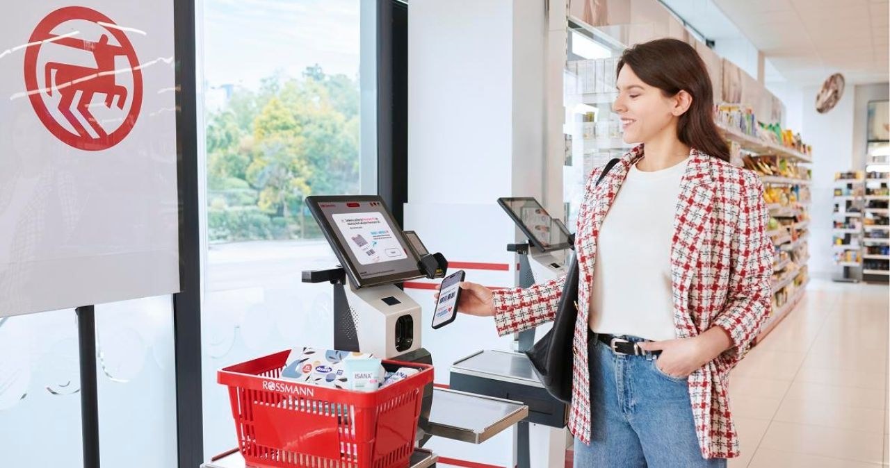 Oszczędzaj na zakupach w Rossmannie! /Rossmann / Materiały prasowe /INTERIA.PL