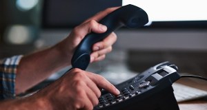 Oszukują "na bankowca", dzwonią z Ukrainy. Członków gangu badają wariografami