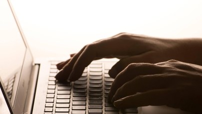 Oszuści zasypują podatników fałszywymi e-mailami. Nie dajcie się nabrać!