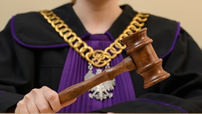 Oszust matrymonialny wyłudził 9 mln zł. Był związany jednocześnie z 4 kobietami