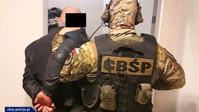 Oszustwa i pranie pieniędzy. CBŚP rozbiło gang