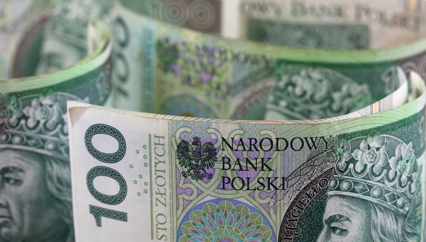 Oszustwa i pranie pieniędzy. Wykorzystywali związki wyznaniowe