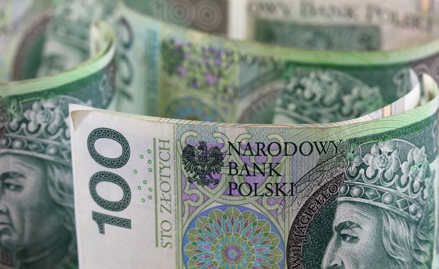 Oszustwa i pranie pieniędzy. Wykorzystywali związki wyznaniowe