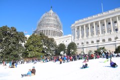 Oto jak mieszkańcy USA radzą sobie ze śnieżycami