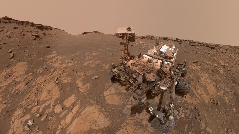 Oto najnowsze zdjęcie prosto z Marsa. Łazik Curiosity robi sobie selfie /Geekweek