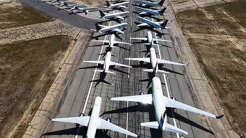 Oto największy w USA parking dla samolotów uziemionych z powodu CoVID-19 [FILM] /Geekweek