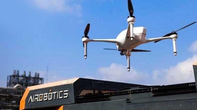 Oto przyszłość ratownictwa. W Dubaju drony udzielą pomocy w zaledwie minutę /Geekweek