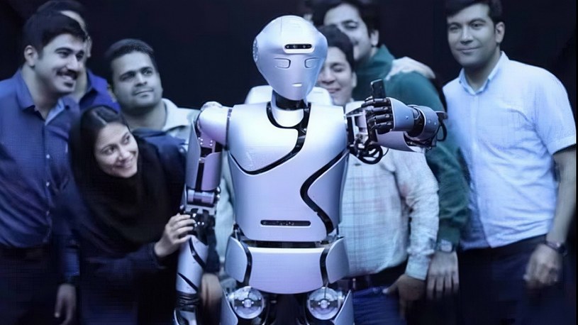 Oto Surena IV, najnowsze wcielenie robota humanoidalnego z... Iranu /Geekweek