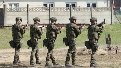 Otrzymaj niemal 6 tys. zł za niecały miesiąc. Wraca program szkoleń wojskowych