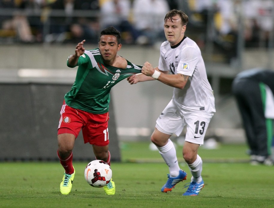 Otrzymanej szansy Meksykanie nie zmarnowali /DAVID ROWLAND  /PAP/EPA