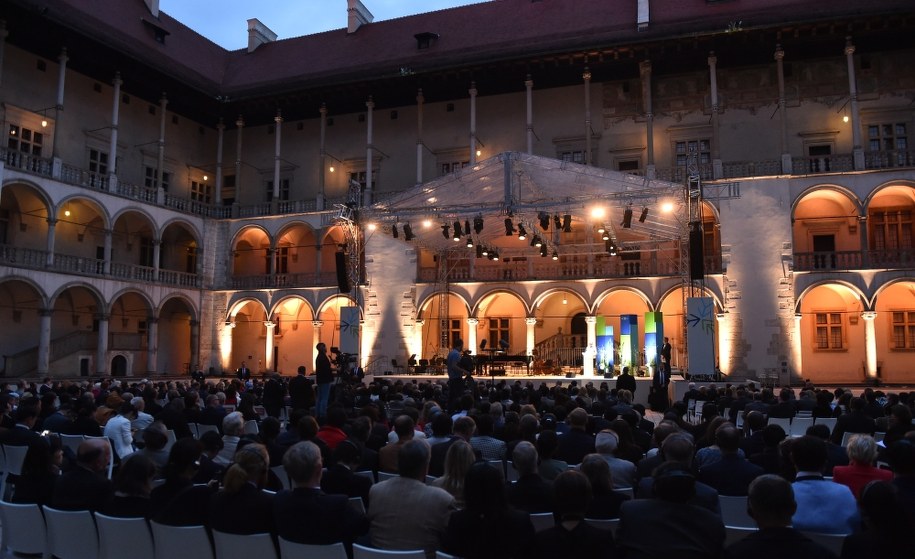 Otwarcie 41. sesji Komitetu Światowego Dziedzictwa UNESCO, 2 bm. na Zamku Królewskim na Wawelu /Jacek Bednarczyk /PAP