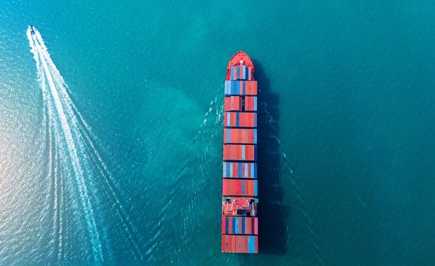 Otwarcie cieśniny Ormuz. Pierwsze statki już przepłynęły