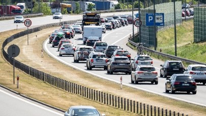 Otwarte bramki na pomorskiej A1 i policyjne kontrole prędkości