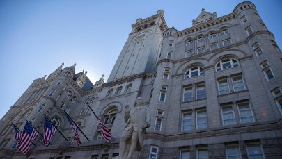 Otwarto kolejny luksusowy hotel Trumpa. "To pogłębia przepaść między bogatymi a biednymi"