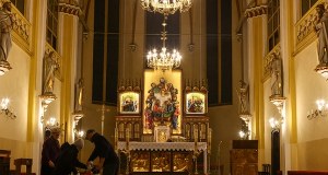 "Otwieram drzwi, a tam rzeka". Ogromne straty po awarii w kościele