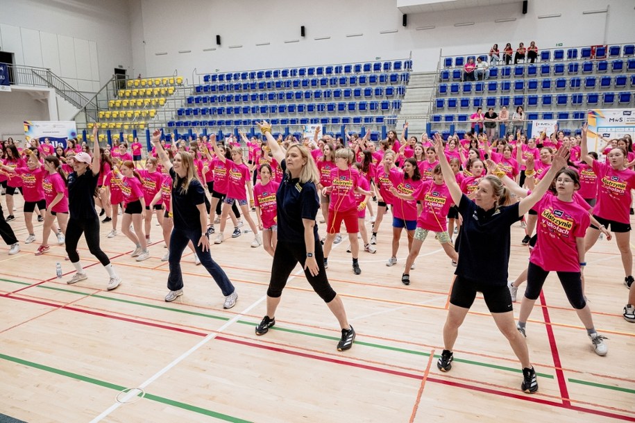 Otylia Jędrzejczak na spotkaniu z uczennicami /