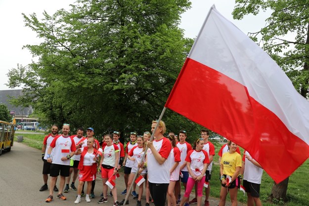 Otylia Jędrzejczak przejęła flagę na krakowskich Błoniach /Józef Polewka /RMF FM