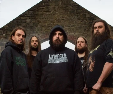 Outer Heaven z albumem "Infinite Psychic Depths". Zobacz teledysk "Rotting Stone / D.M.T."