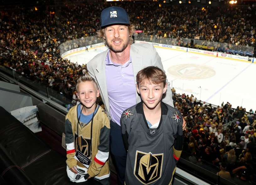 Owen Wilson z synami / Zak Krill/NHLI /Getty Images