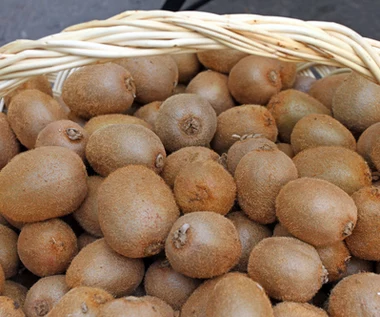 Owoc zalecany przez gastroenterologów. Zapobiega zaparciom, redukuje wzdęcia