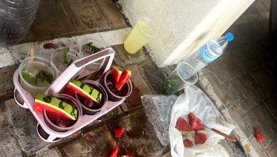 Owoce, alkohol i... brud parkingu. Turysto, uważaj na koktajle na plażach! 