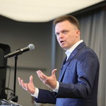 Pabianice. Szymon Hołownia na I Forum Samorządowym: Jesteśmy w dramatycznym momencie dla Polski