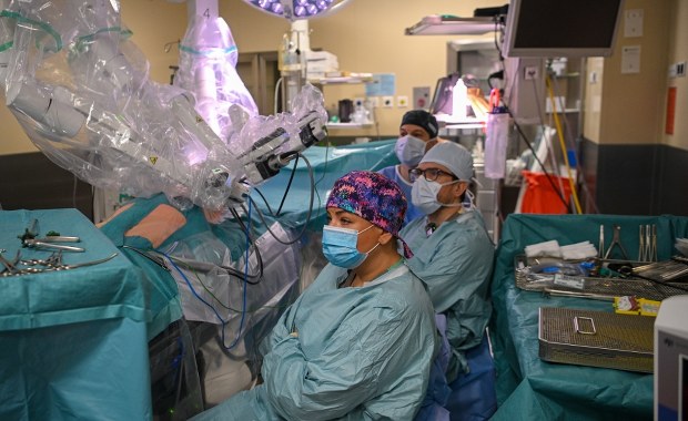 Pacjenci oddaleni o 10 tys. kilometrów. Polska medycyna pisze historię