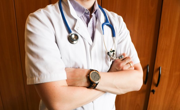 Pacjenci uważają, że lekarze poświęcają im zbyt mało czasu