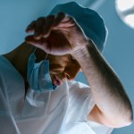 Pacjenci wysyłają skargi na lekarzy. Rekordowy wzrost. "Efekt przeciążenia"