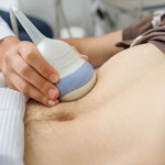 Pacjent z "tykającą bombą" w brzuchu. Lekarze: Akcja profilaktyczna uratowała życie 