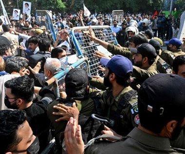 Pakistan: Szturmy na placówki USA i ONZ, kilkadziesiąt osób zabitych