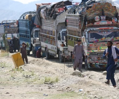 Pakistan wygania Afagańczyków. W 3 tygodnie wyjechało 100 tys. osób