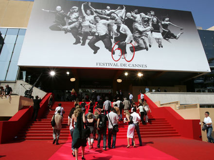 Pałac Festiwalowy w Cannes /AFP