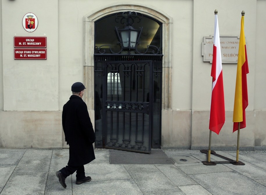 Pałac Ślubów w Warszawie (na zdjęciu) ma być zlikwidowany: dyrekcja Zamku Królewskiego chce urządzić tam muzeum /Tomasz Gzell    /PAP