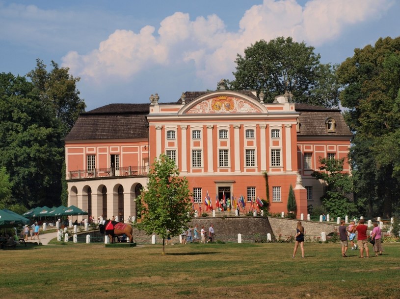 Pałac w Kurozwękach /123/RF PICSEL