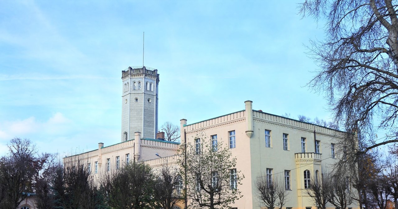 Pałac w Mysłakowicach z XVIII wieku /123RF/PICSEL