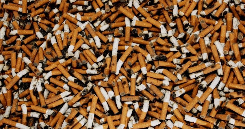 Palenie papierosów może wpływać na zdrowie psychiczne /123RF/PICSEL