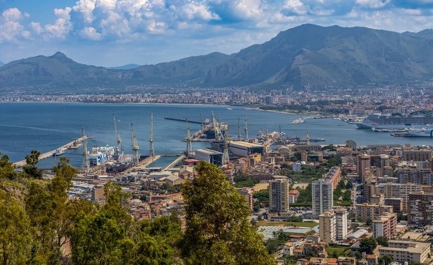 Palermo tonie w śmieciach