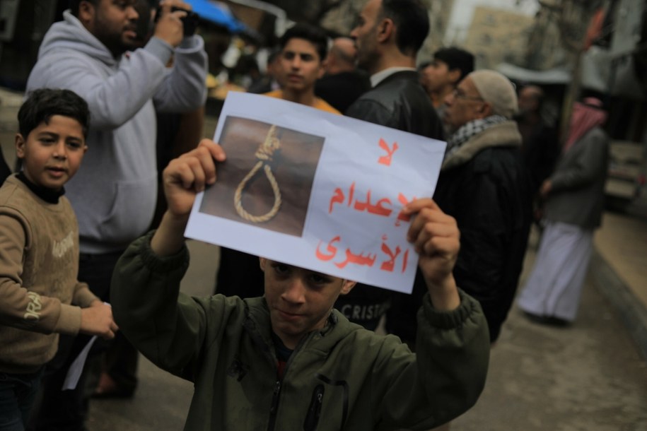 Palestyńczycy protestują przeciwko izraelskiemu prawu o egzekucji palestyńskich więźniów, kwiecień 2026 roku /Rex Features/East News /East News